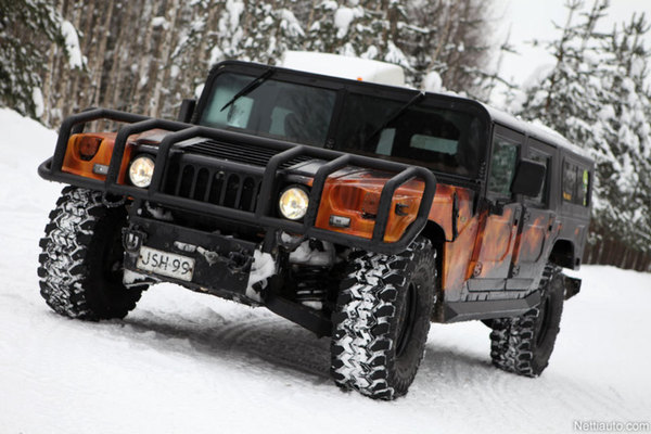 Hummer H1: City-tankki