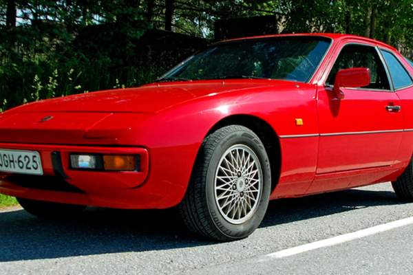 Nettiauton Tyypit: Porsche 924