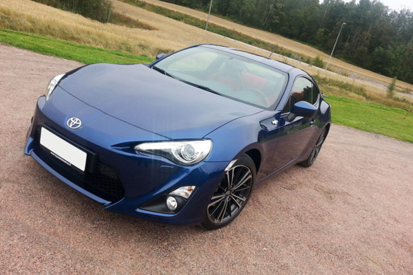 Toyota GT86: Vajaatehoinen rata-auto