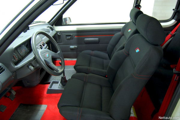 Tyypit: Peugeot 205 Rallye