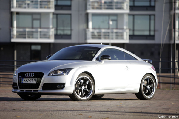 Audi TT: Kravattimiehen sporttiauto