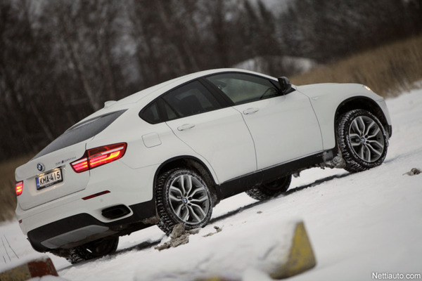 BMW X6 M50d: Coupén ja maasturin epäpyhä liitto