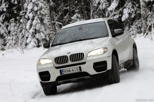 BMW X6 M50d: Coupén ja maasturin epäpyhä liitto