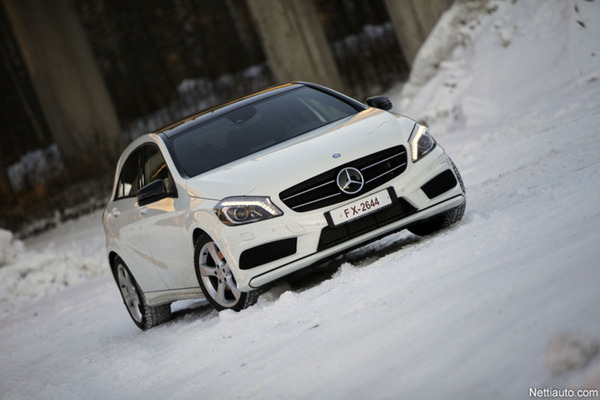 Mercedes-Benz A 250 Sport: Halpismersun AMG-vaatteet