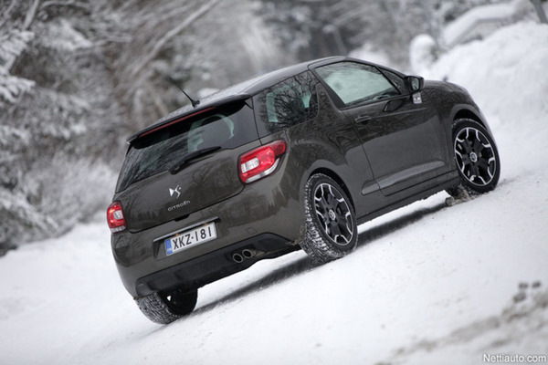 Citroen DS3: Persoonaa suoraan tehtaalta