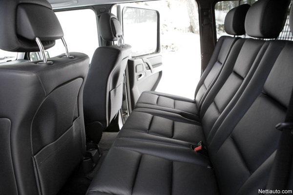 Mercedes-Benz G 350: Maasturi isolla G:llä