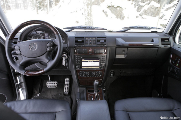 Mercedes-Benz G 350: Maasturi isolla G:llä