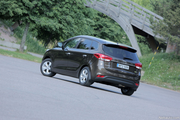 Kia Carens: Kyytiä seitsemälle