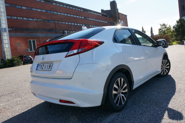 Honda Civic Diesel: Taloudellinen tehopakkaus