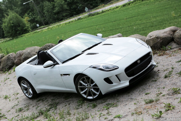 Jaguar F-TYPE: Tehon suloinen sinfonia