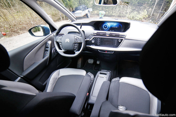Citroen Grand C4 Picasso – Perheautoilua seitsemälle