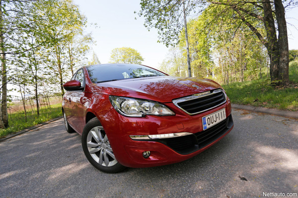 Peugeot 308 – Kovan luokan haastaja