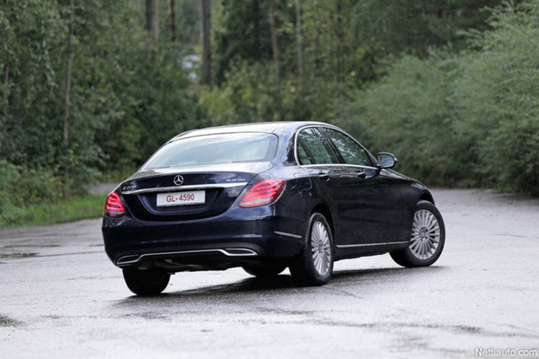 Mercedes-Benz C – Taksimersun uusi elämä