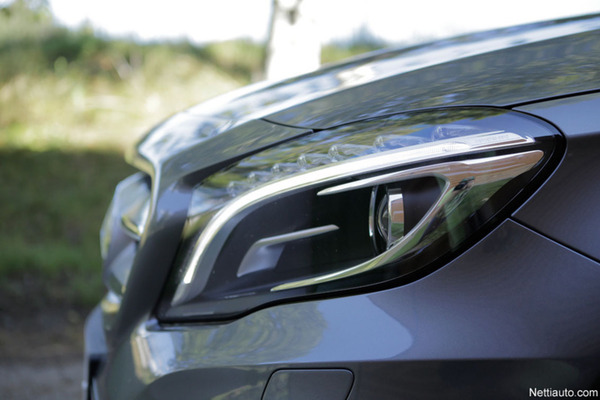 Mercedes-Benz GLA 250 – Luksusluokan katumaasturi