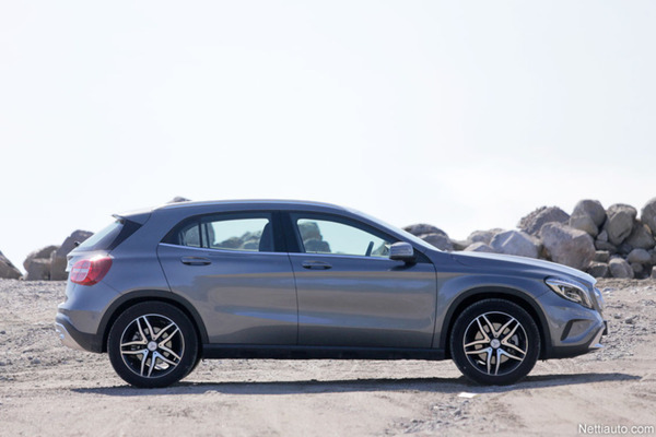 Mercedes-Benz GLA 250 – Luksusluokan katumaasturi