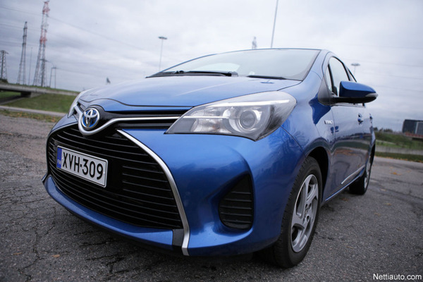 Toyota Yaris Hybrid – Vakuuttava pikkuhybridi