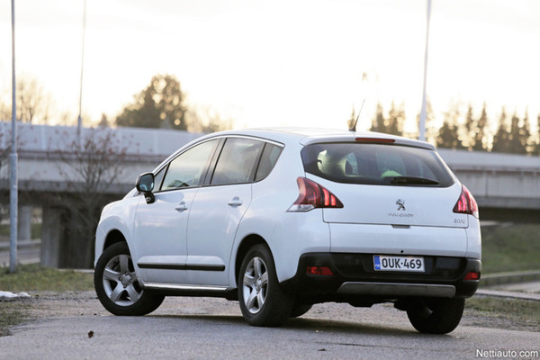 Peugeot 3008 – Kun crossover kohtasi tila-auton