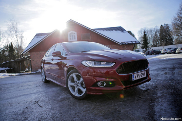 Ford Mondeo – Tyylipuhdas edustuslimppu