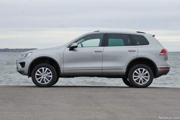 Volkswagen Touareg – Isokenkäisen kansanauto