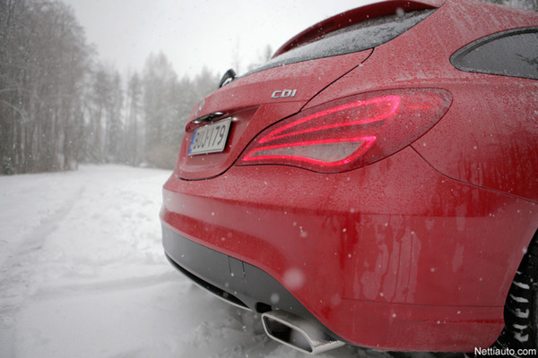 Mercedes-Benz CLA Shooting Brake - Muotovalion muhkeampi perä