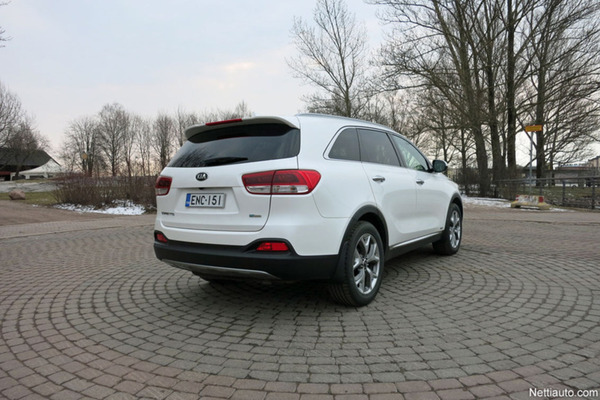 Kia Sorento – Kohtuuhintainen ökymaasturi