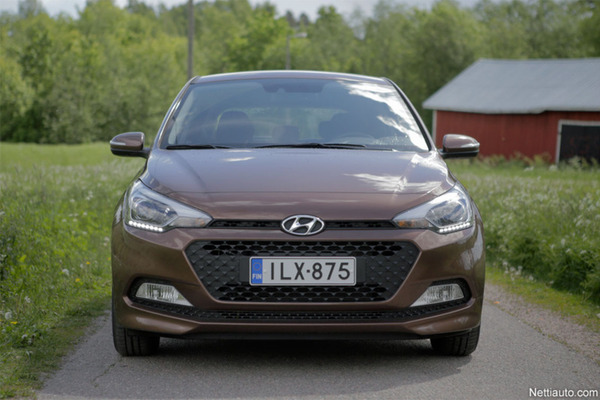 Hyundai i20 – Pikkuauto kaikilla herkuilla