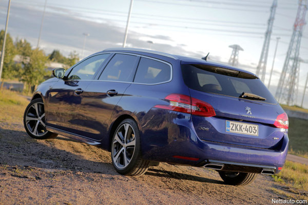Peugeot 308 GT – Leijonan veri velvoittaa