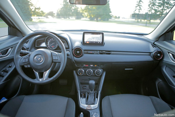 Mazda CX-3 – Sporttinen ja kompakti crossover