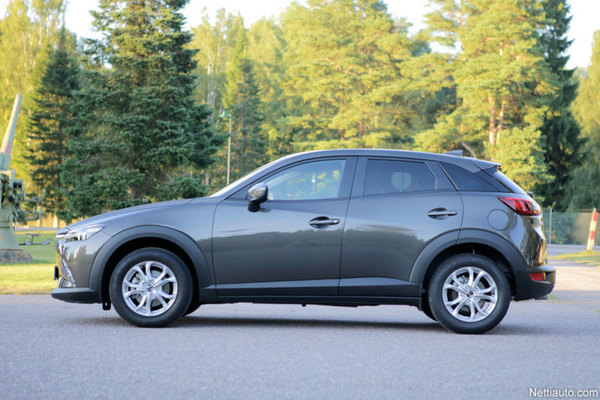 Mazda CX-3 – Sporttinen ja kompakti crossover