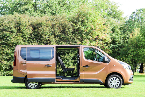 Renault Trafic Passenger – Suurperheen unelma Renault Trafic Passenger – Suurperheen unelma