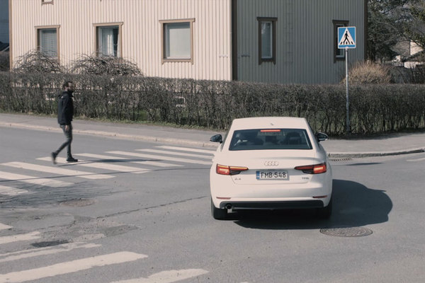 Havainnoi ja arvioi oikein tasa-arvoisissa risteyksissä