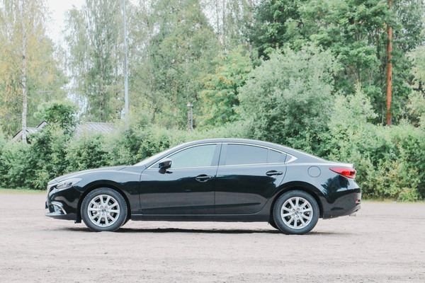 Mazda 6 Business Edition – Limppu kaikilla herkuilla