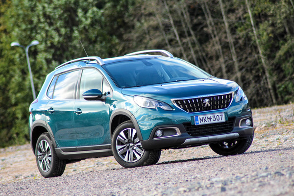 Peugeot 2008 – Särmikkäämpi pikku ranskatar