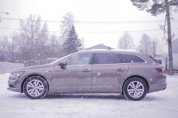 Renault Talisman – Isojen haasteiden äärellä