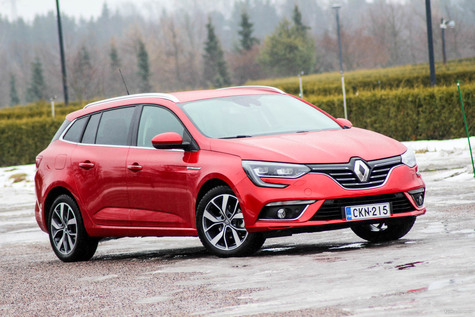 Renault Megane Sport Tourer – Dynaaminen farkkupeppu
