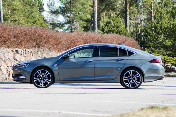 Opel Insignia Grand Sport – Uuden alun äärellä