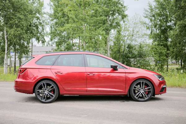 Seat Leon ST Cupra 300 – Järkisportti halajaa moottoriradalle
