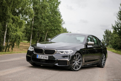 BMW M550i  – Aatelisherra ja katutappelija