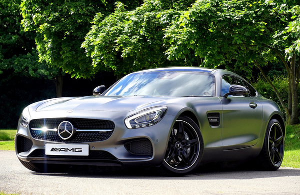 Nettiauton viisi kuumaa vinkkiä – Miten myydä oma auto helposti?