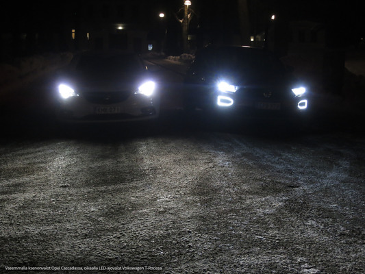 Erilaiset ajovalot esittelyssä: halogeeni, ksenon, led ja laser