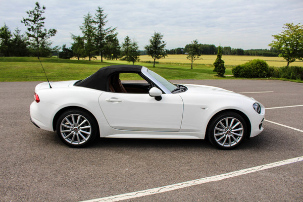 Fiat 124 Spider – Uudestisyntynyt avo-ikoni