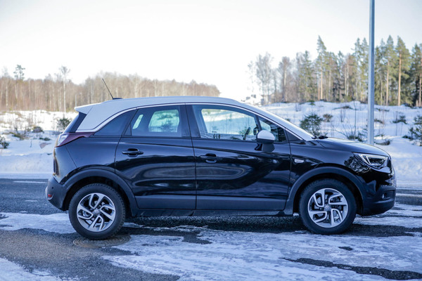 Opel Crossland X – Katujen kummajainen