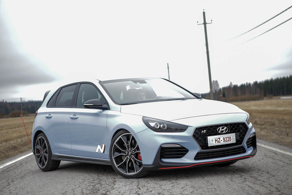 Hyundai i30N – Rallipolulta perheautoksi