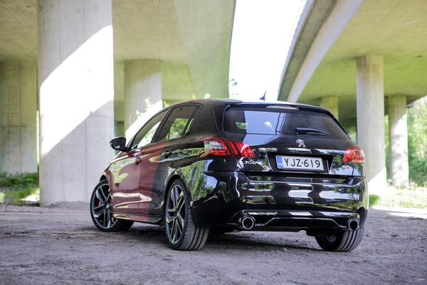 Peugeot 308 GTI – Lievästi päivittynyt kissapeto