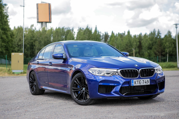 BMW M5 – Nelinkontin kohti euforiaa