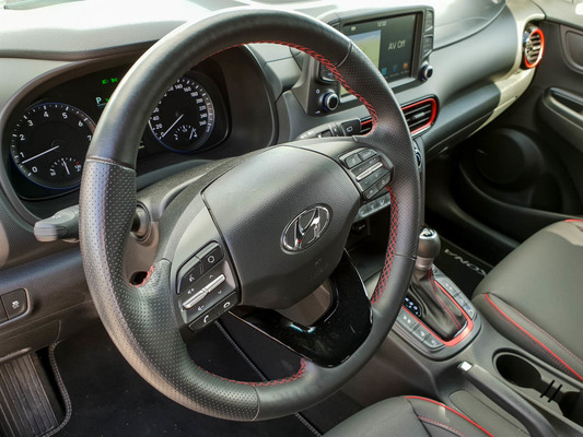 Hyundai Kona – Pirtsakka pikkuvesseli