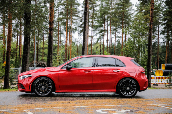 Mercedes-Benz A200 – Rakkaudella Suomesta