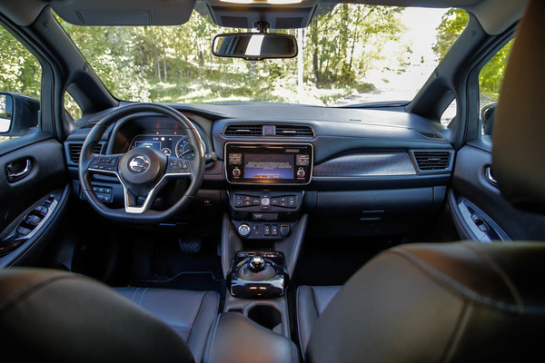 Nissan Leaf – Olisko kellään lainata laturia?