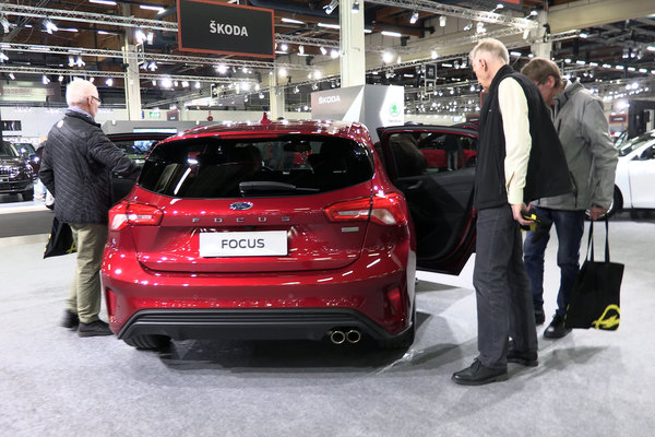 Vuoden Auto Suomessa 2019 Ford Focus - kehuttu ajettavuus testissä Auto 2018 -tapahtumassa