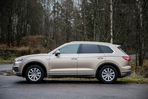 Volkswagen Touareg – Rakkaudesta muhkeaan dieseliin